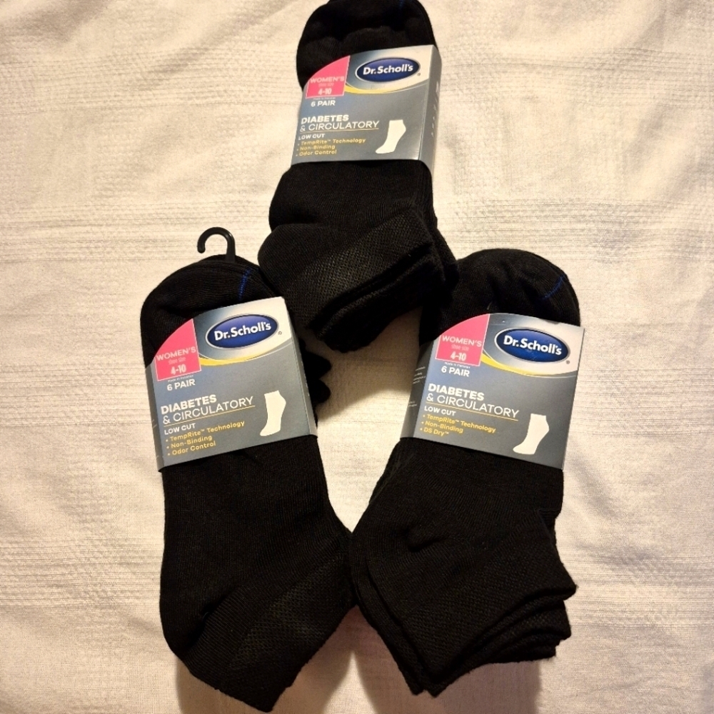 Dr. Scholl's women's Diabetic & Circulatory Low Cut 18 pairs of black socks, NWT